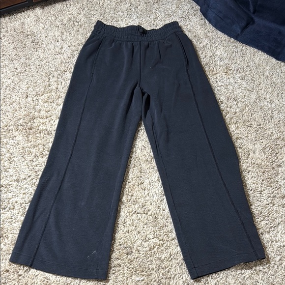 Lululemon Athletica Black Sweatpants for Casual Comfort - Picture 1 of 5